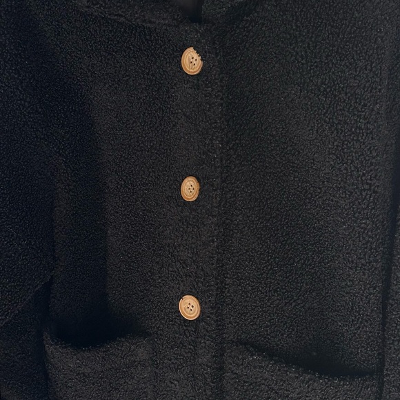 FEW MODA NEW YORK Faux Shearling Teddy Coat Cropped in Black Size-Medium - Picture 3 of 9